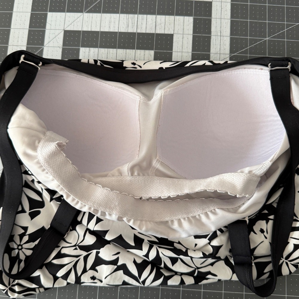 Lands End Womens 16W Tankini Top Black White Floral Ruched Tropical Modest - Picture 7 of 7